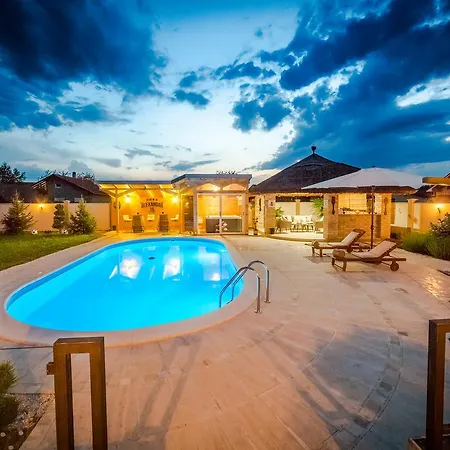 Vila Alexandar 15 Backi Petrovac Exterior photo